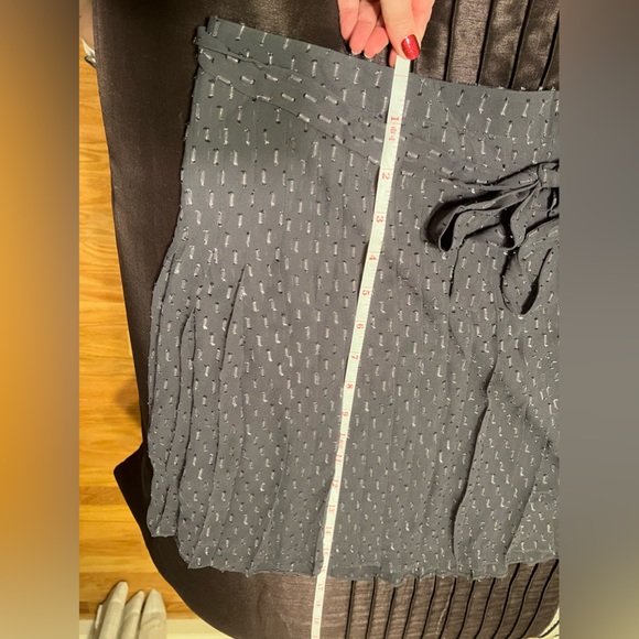 Ann Taylor 16P petite pretty sparkly pleated skirt gray and silver NWT - Picture 6 of 6